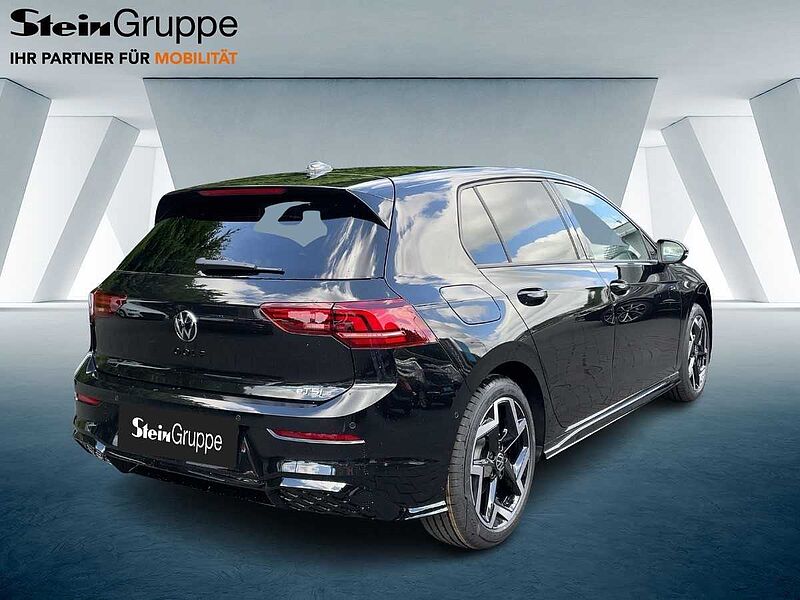Volkswagen Golf VIII 1.5 eTSI W R-Line AHK ACC Virt Navi