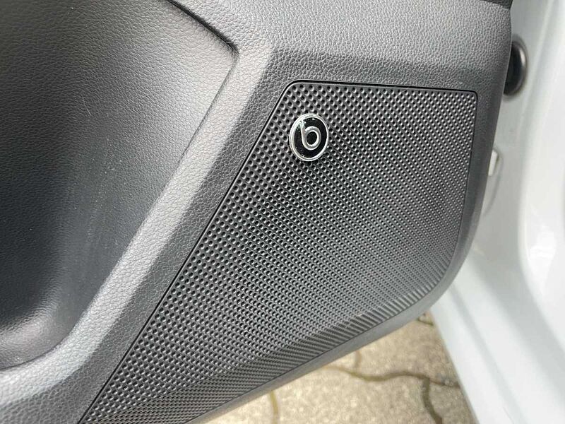 SEAT Ibiza 1.0 TSI FR Beats CarPlay ACC LED Navi Virt