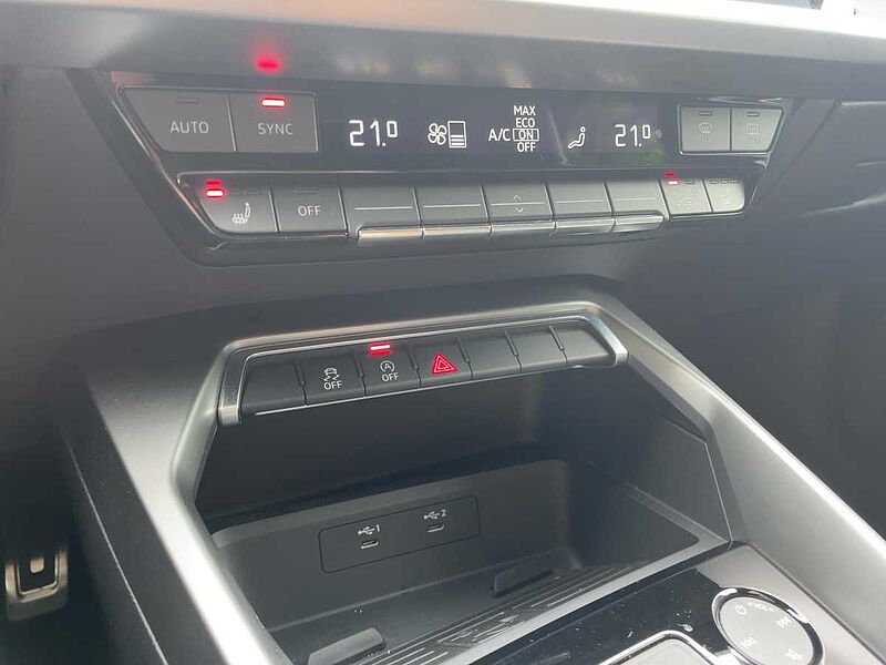 Audi A3 Sportback 35 1.5 TFSI MHEV advanced Pano LED