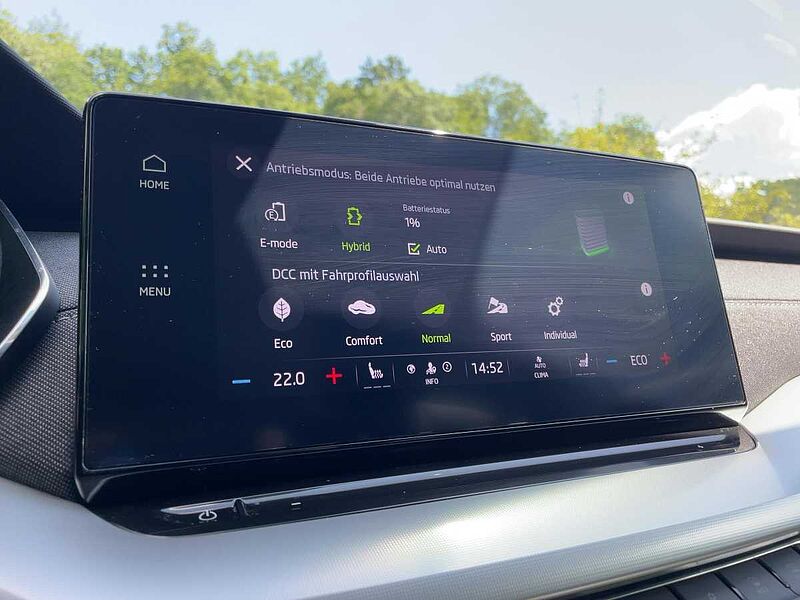SKODA Octavia Combi 1.4 TSI Style iV CarPlay Hyb. ACC