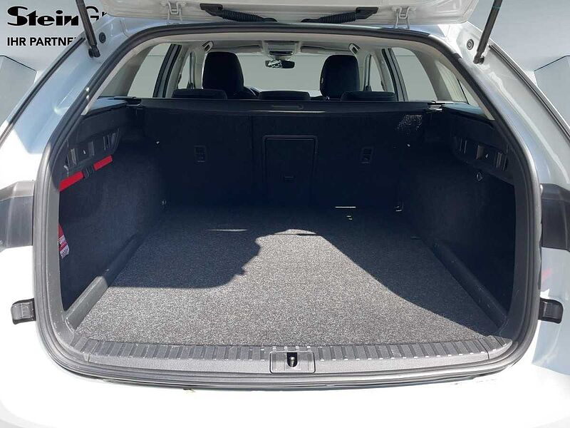SKODA Octavia Combi 1.4 TSI Style iV CarPlay Hyb. ACC