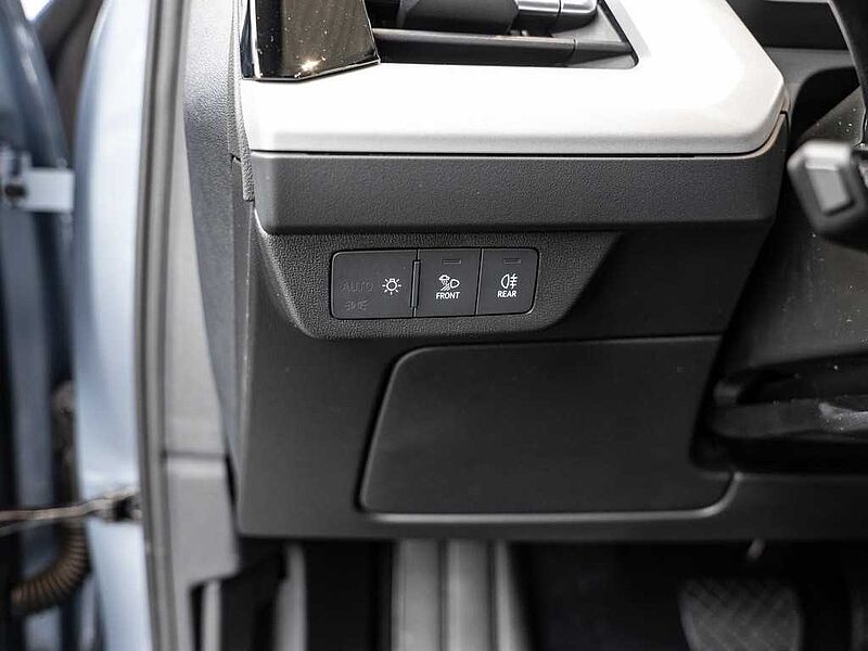 Audi Q4 Sportback 40 e-tron basis ACC STH MATRIX LM 40 basis