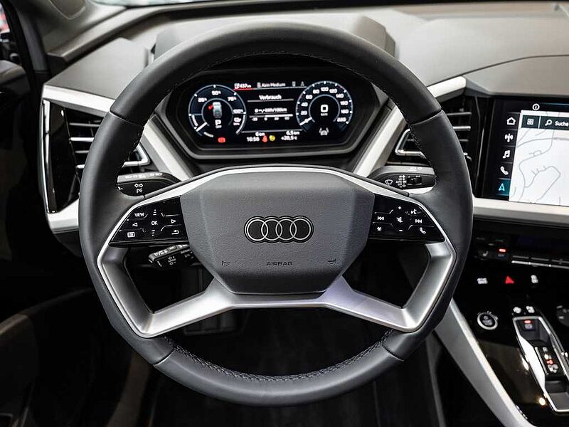 Audi Q4 Sportback 40 e-tron basis ACC STH MATRIX LM 40 basis